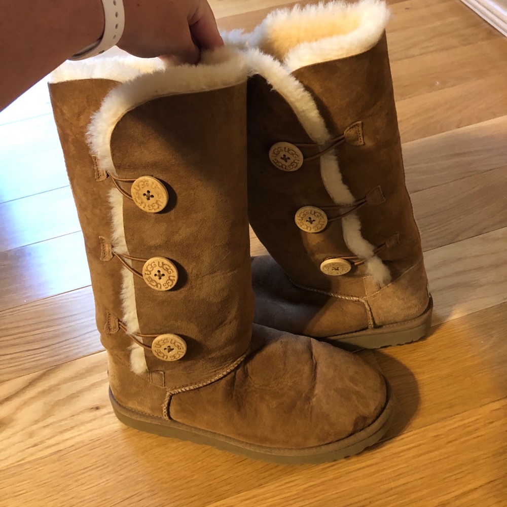 TALL BUTTON UGG BOOTS